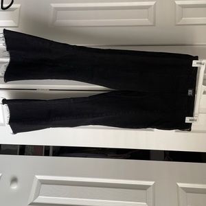 BDG Jeans. Size 27. Super cute